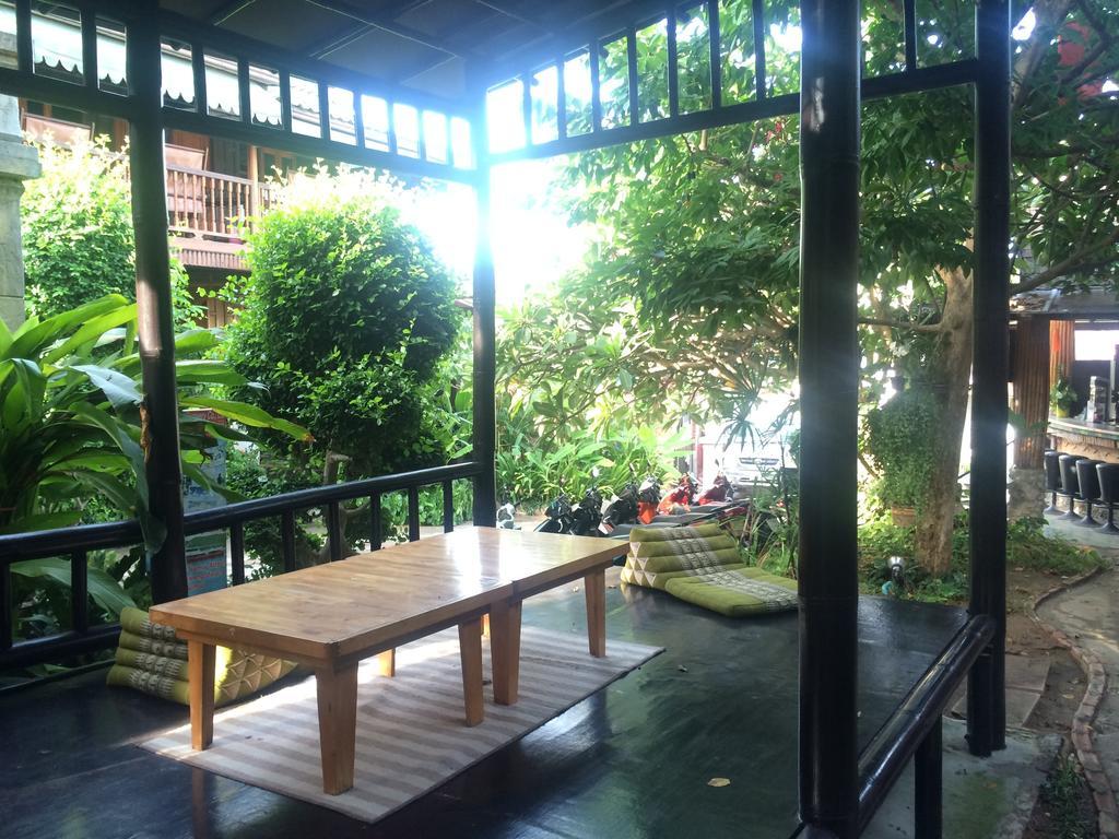 Sea Garden Hostels Haad Rin Esterno foto